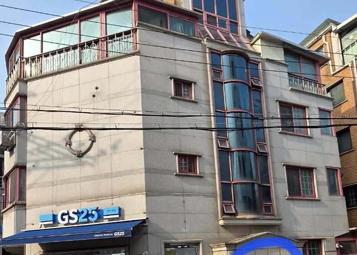 Gangnam, Nonhyeon, For 6, Apgujeong Rodeo, Garosu-gil, Family Gathering, Coex 公寓 首爾